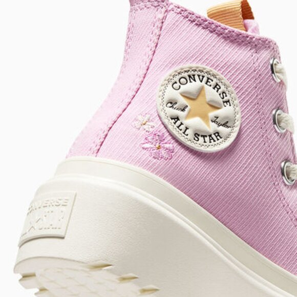 CONVERSE Shoes - Picture 8 of 14